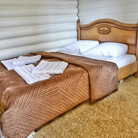 Готель Gotel Milenium *